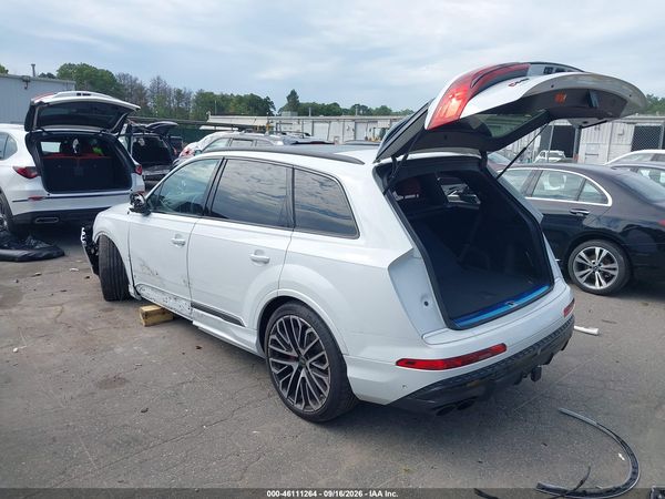 2025 AUDI SQ7 — I3