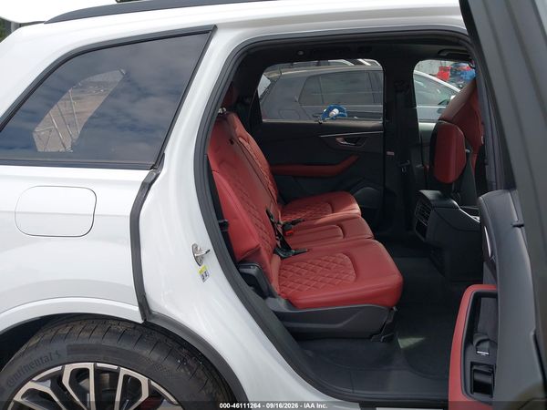 2025 AUDI SQ7 — I8