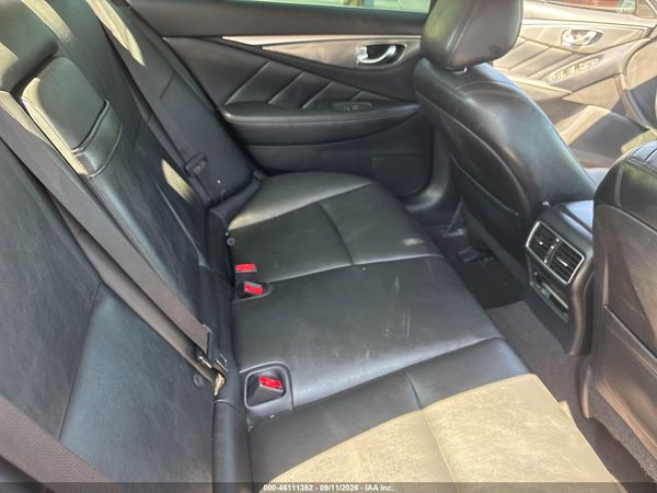 2017 INFINITI Q50 2.0T BASE
