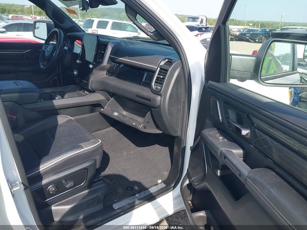 2025 RAM 1500 LIMITED  4X4 5'7 BOX — I5