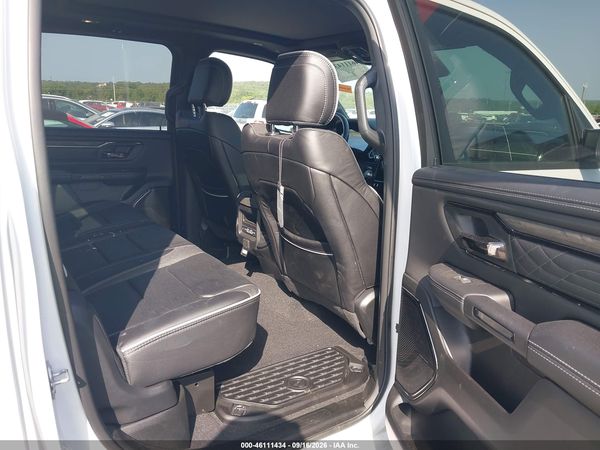 2025 RAM 1500 LIMITED  4X4 5'7 BOX — I8
