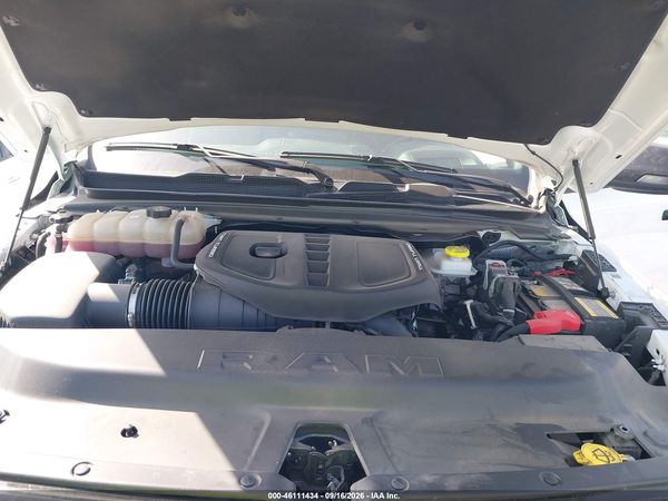 2025 RAM 1500 LIMITED  4X4 5'7 BOX — I10
