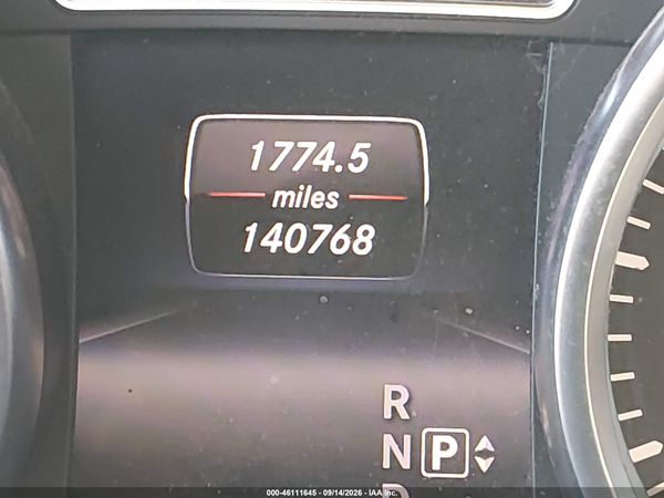 2015 MERCEDES-BENZ GL 550 4MATIC