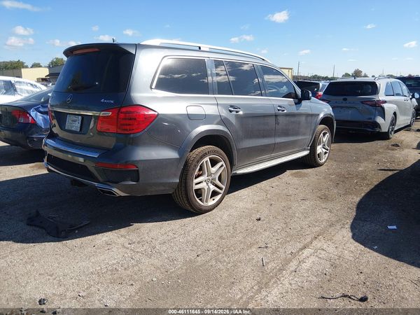 2015 MERCEDES-BENZ GL 550 4MATIC