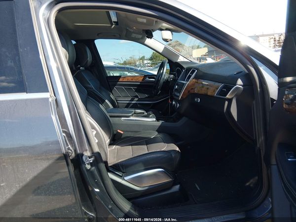 2015 MERCEDES-BENZ GL 550 4MATIC