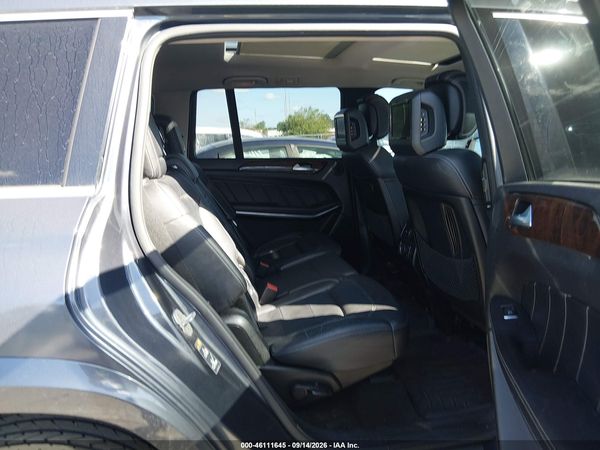 2015 MERCEDES-BENZ GL 550 4MATIC
