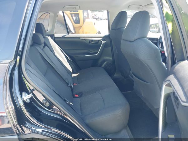 2021 TOYOTA RAV4 LE — I8