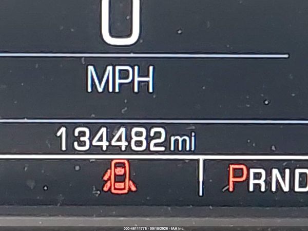 2019 CHEVROLET SUBURBAN LT — I118