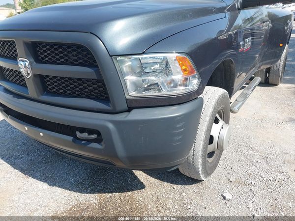 2017 RAM 3500 TRADESMAN  4X4 8' BOX — I6