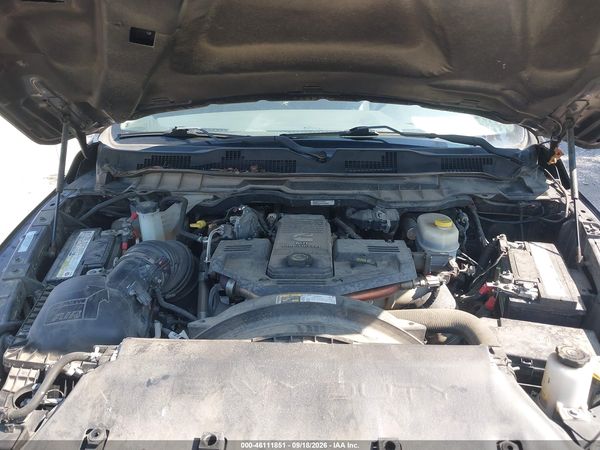 2017 RAM 3500 TRADESMAN  4X4 8' BOX — I10