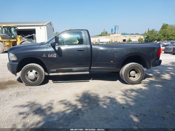 2017 RAM 3500 TRADESMAN  4X4 8' BOX — I117