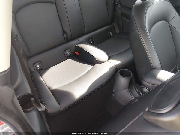 2018 MINI HARDTOP COOPER/OXFORD EDITION — I8