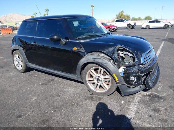 2013 MINI HARDTOP COOPER — I1