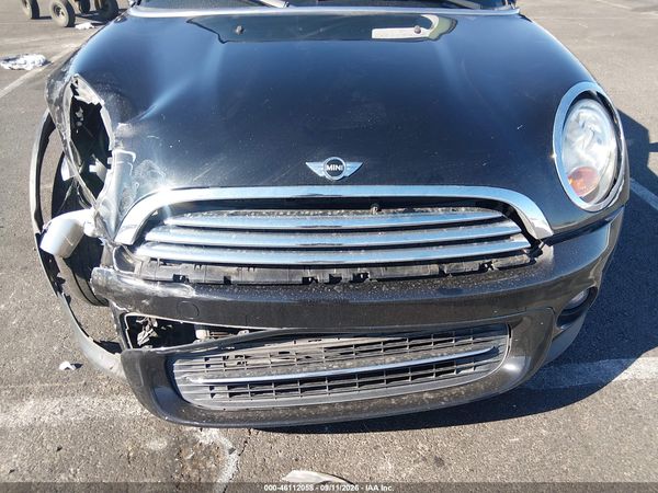 2013 MINI HARDTOP COOPER — I6