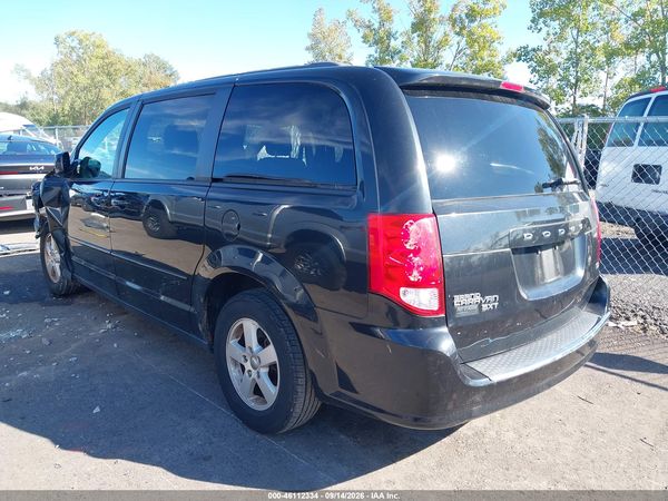 2013 DODGE GRAND CARAVAN SXT — I3