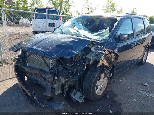 2013 DODGE GRAND CARAVAN SXT — I6