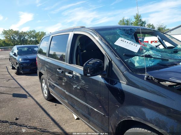 2013 DODGE GRAND CARAVAN SXT — I152