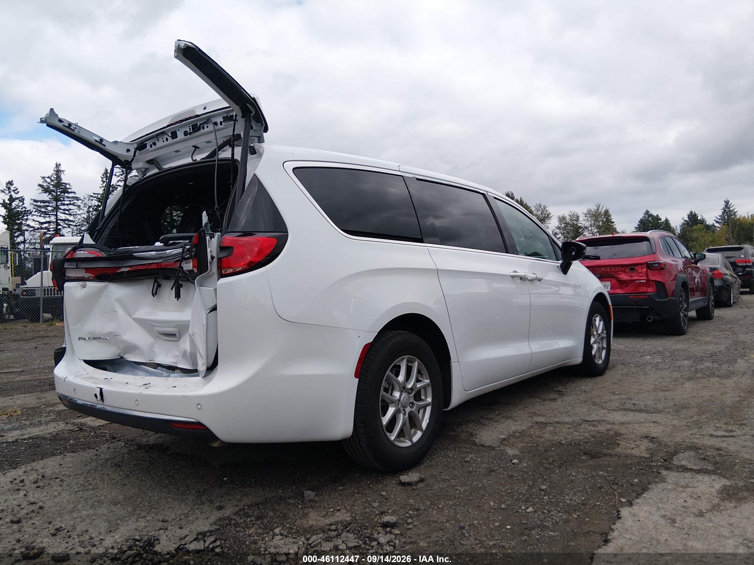 2026 CHRYSLER PACIFICA SELECT — I4