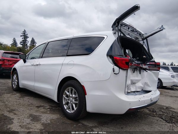 2026 CHRYSLER PACIFICA SELECT — I3