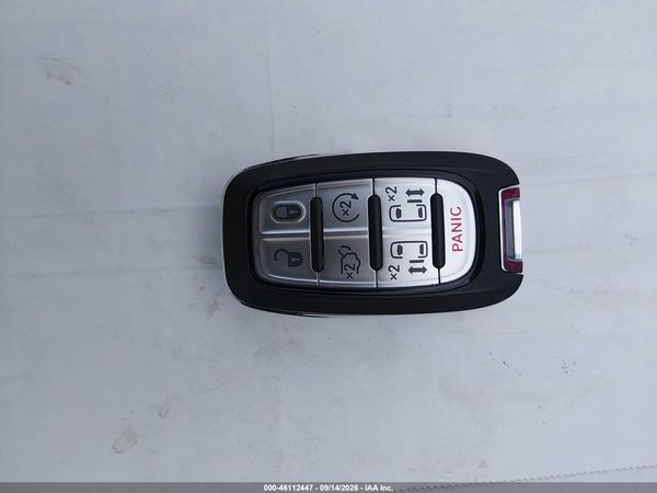 2026 CHRYSLER PACIFICA SELECT — I11
