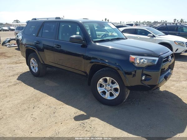 2024 TOYOTA 4RUNNER SR5 — I1