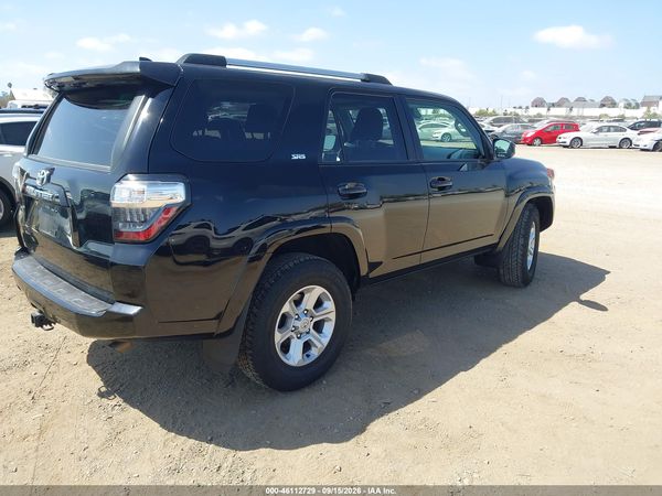 2024 TOYOTA 4RUNNER SR5 — I4