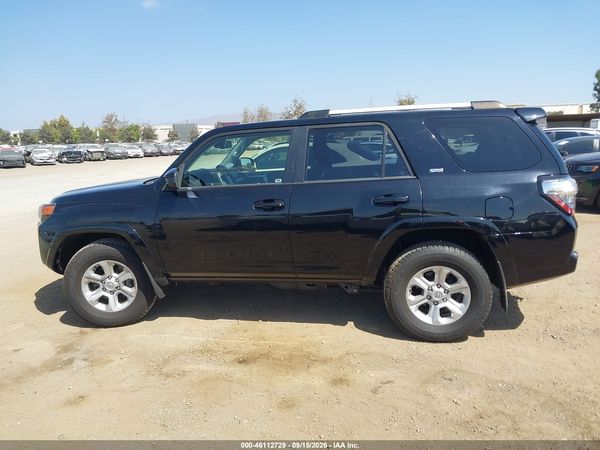 2024 TOYOTA 4RUNNER SR5 — I117