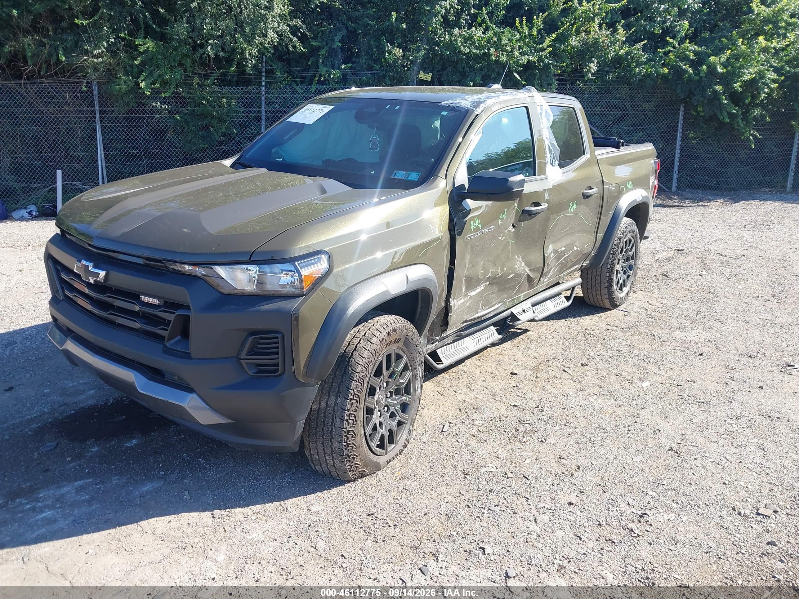 2024 CHEVROLET COLORADO 4WD TRAIL BOSS — I2