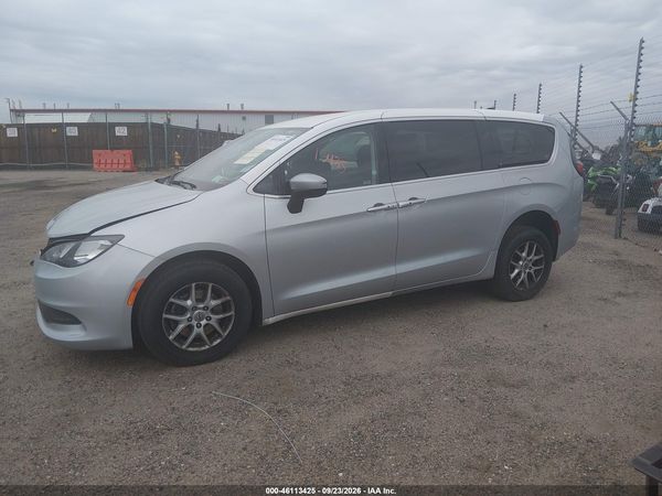 2023 CHRYSLER VOYAGER LX — I117