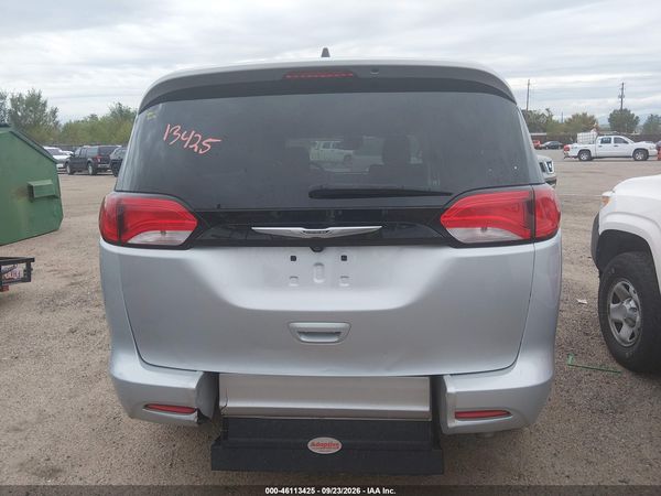 2023 CHRYSLER VOYAGER LX — I119