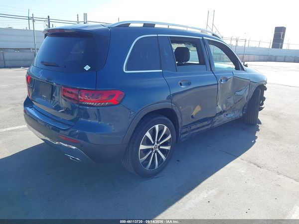 2022 MERCEDES-BENZ GLB 250 — I4