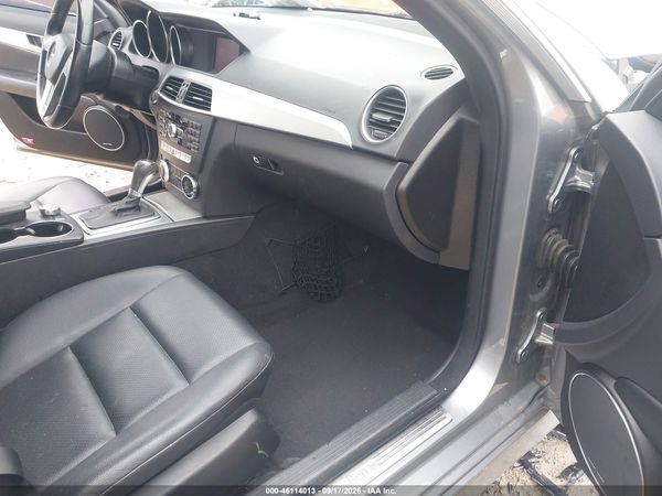 2013 MERCEDES-BENZ C 250 SPORT — I5