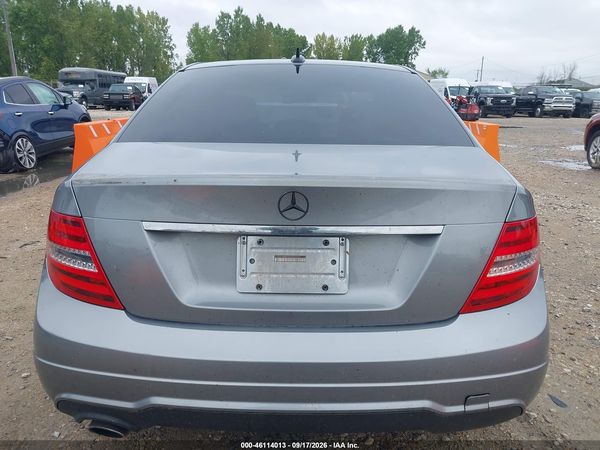 2013 MERCEDES-BENZ C 250 SPORT — I119