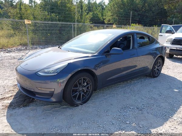2019 TESLA MODEL 3 — I2