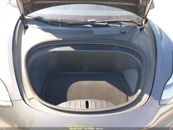 2019 TESLA MODEL 3 LONG RANGE/PERFORMANCE — I10