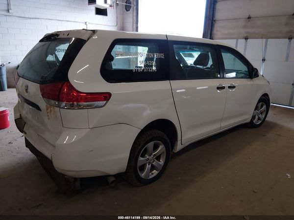 2014 TOYOTA SIENNA L V6 7 PASSENGER