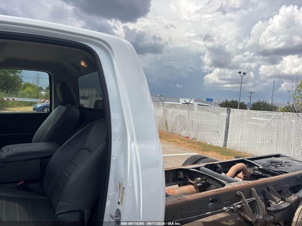 2017 RAM 4500 CHASSIS TRADESMAN/SLT