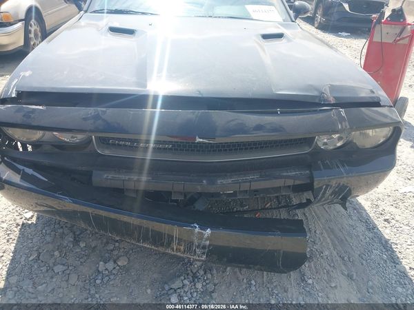 2012 DODGE CHALLENGER SXT — I6