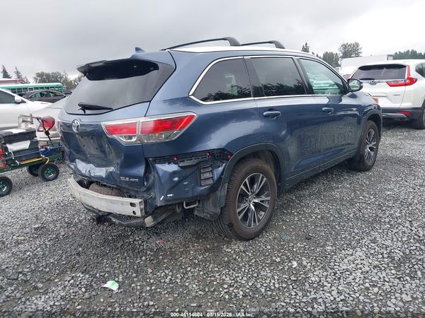 2016 TOYOTA HIGHLANDER XLE V6 — I4
