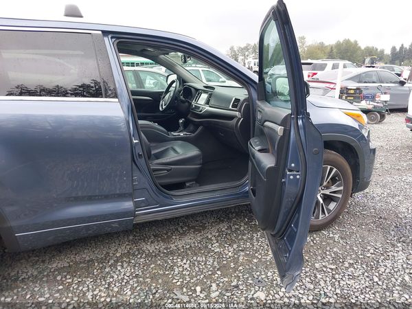 2016 TOYOTA HIGHLANDER XLE V6 — I5