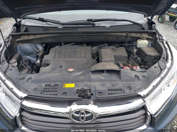 2016 TOYOTA HIGHLANDER XLE V6 — I10