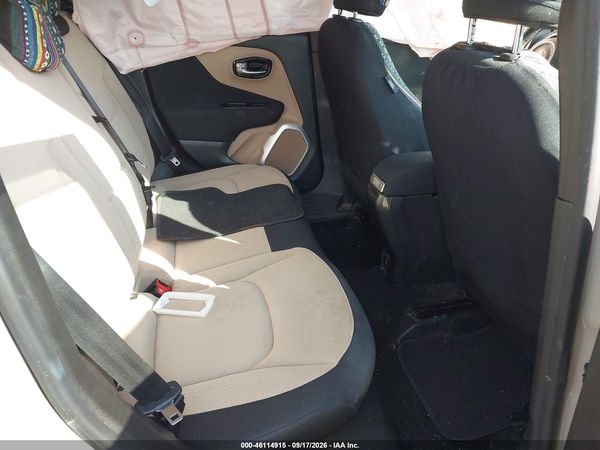 2016 JEEP RENEGADE LATITUDE — I8