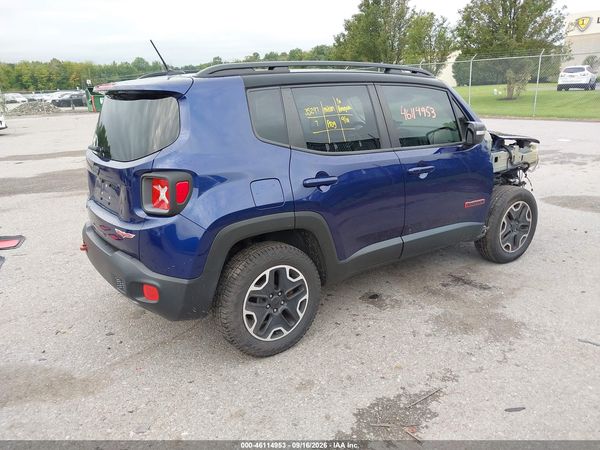 2016 JEEP RENEGADE TRAILHAWK — I4