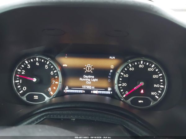 2016 JEEP RENEGADE TRAILHAWK — I7