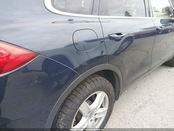 2013 PORSCHE CAYENNE DIESEL — I6