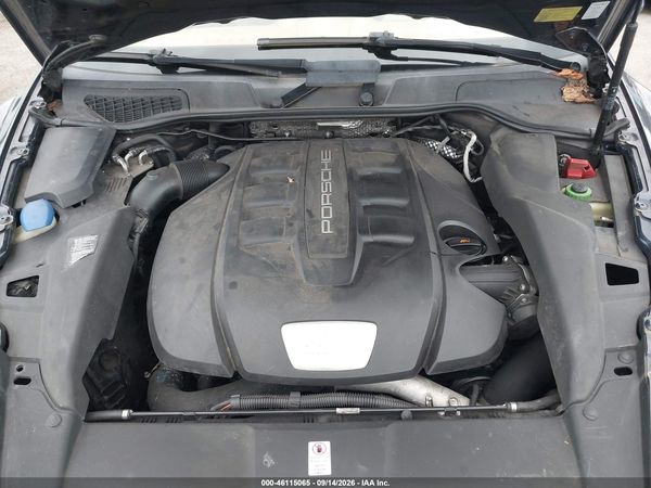 2013 PORSCHE CAYENNE DIESEL — I10