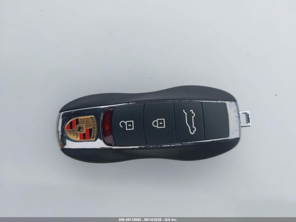 2013 PORSCHE CAYENNE DIESEL — I11