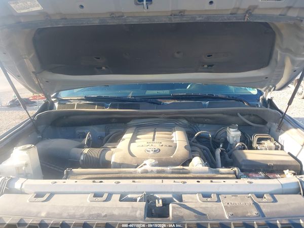 2019 TOYOTA TUNDRA SR5 5.7L V8 — I10