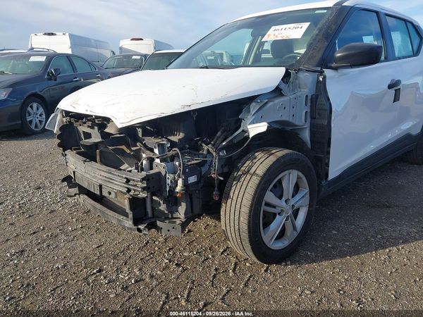 2024 NISSAN KICKS S XTRONIC CVT — I6