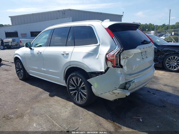 2022 VOLVO XC90 T5 MOMENTUM 7 PASSENGER — I6